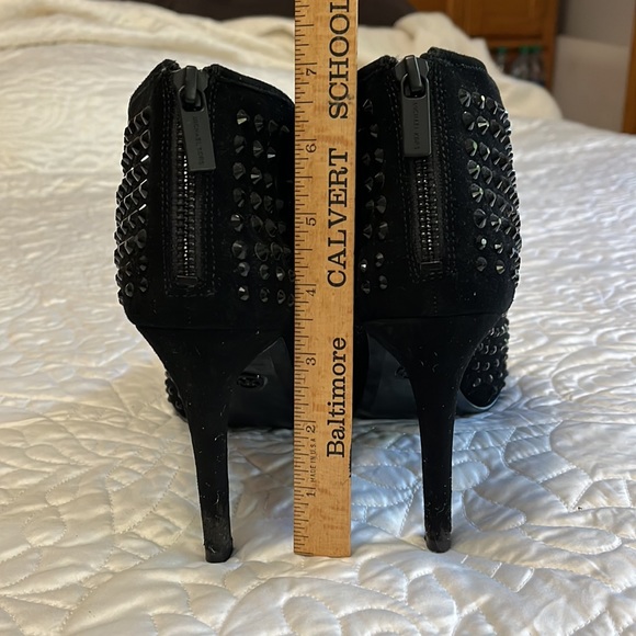 Michael Kors Black suede leather stud booties size 9 - Picture 5 of 13